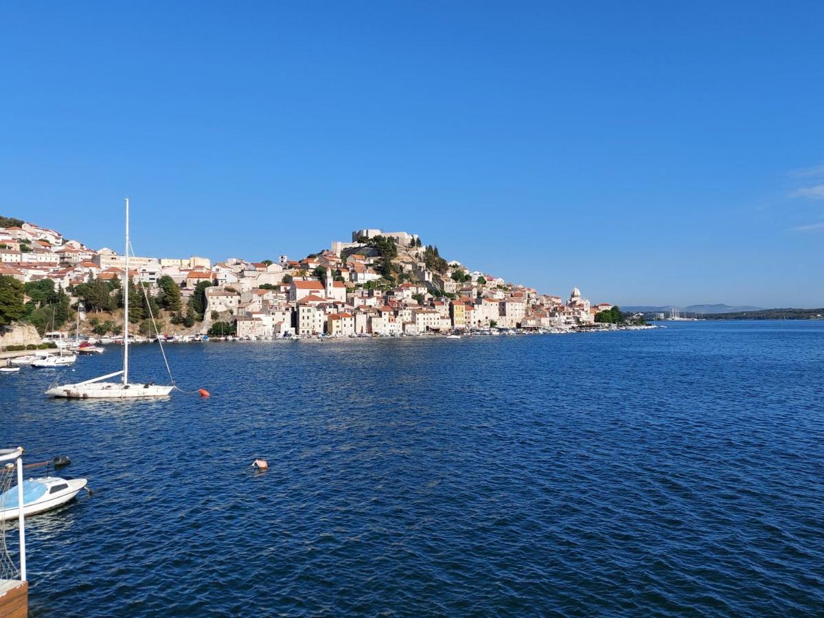 Apartment Polic Šibenik Eksteriør bilde