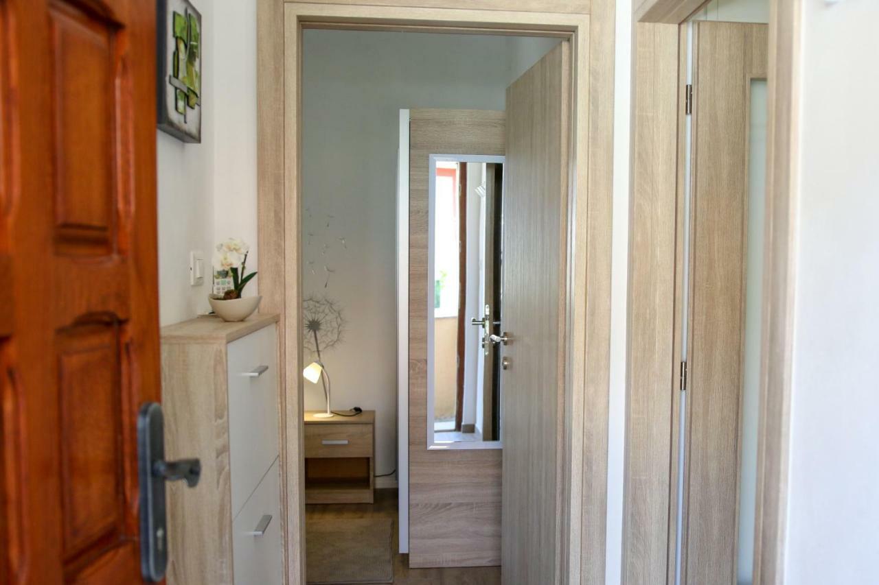 Apartment Polic Šibenik Eksteriør bilde
