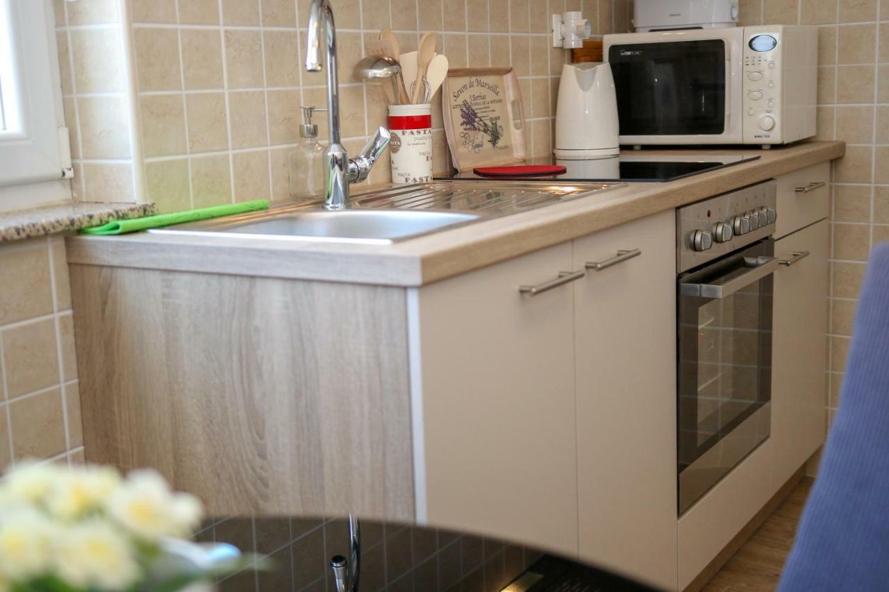 Apartment Polic Šibenik Eksteriør bilde