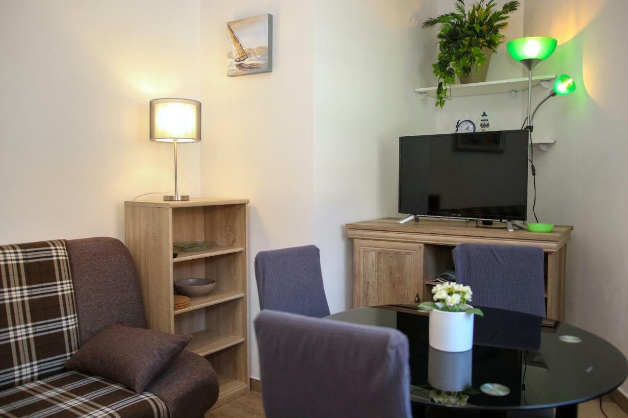 Apartment Polic Šibenik Eksteriør bilde
